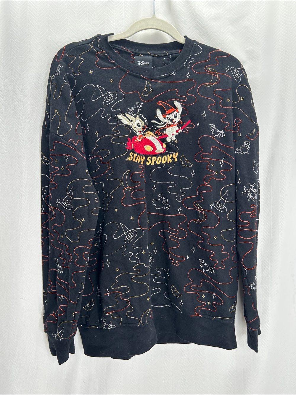 Disney Black 'Stay Spooky' Stitch Crewneck size M